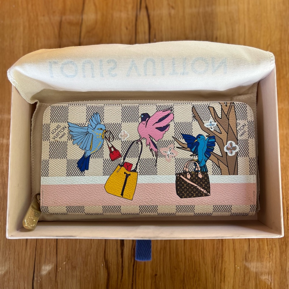 Louis Vuitton Sarah Wallet